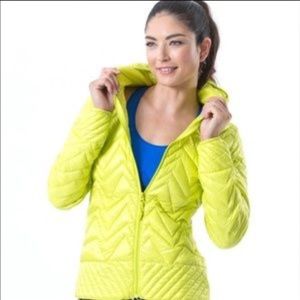 Electric Yoga Puffer Coat NWT Sz M
